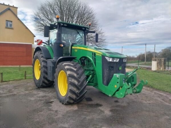 Tracteur agricole John Deere 8270R