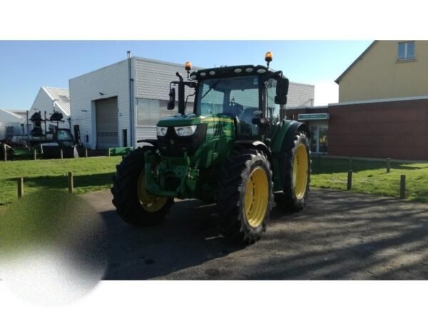 Tracteur agricole John Deere 6130R