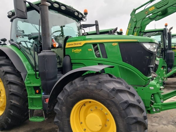 Tracteur agricole John Deere 6R175
