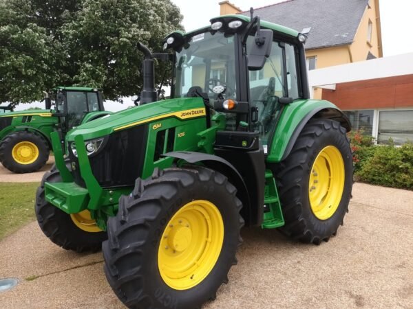 Tracteur agricole John Deere 6M105