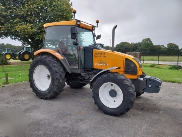 Tracteur agricole Renault ERGOS446