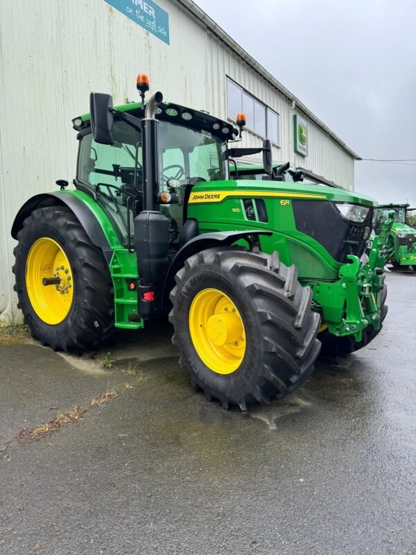 Tracteur agricole John Deere 6R165