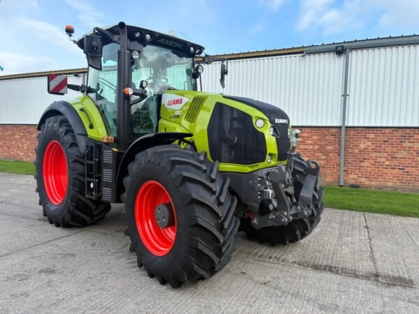 Tracteur agricole CLAAS AXION 810 CIS+ 50K