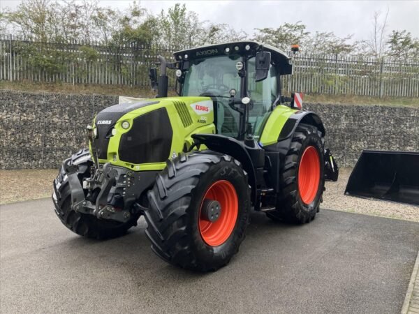 Tracteur agricole CLAAS AXION 870 – 2022