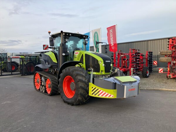 Tracteur agricole CLAAS AXION 930 TT
